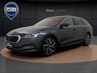 Skoda Octavia Combi 1.4 TSI iV PHEV Edition Plus | Camera | Head-up Display | Side Assist | ACC | Elek. Stoelen | Stuur-/Stoelverwarming V+A | Getint Glas | Carplay | 18'' |