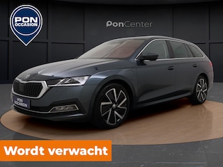 Skoda Octavia Combi 1.4 TSI iV PHEV Edition Plus | Camera | Head-up Display | Side Assist | ACC | Elek. Stoelen | Stuur-/Stoelverwarming V+A | Getint Glas | Carplay | 18'' |