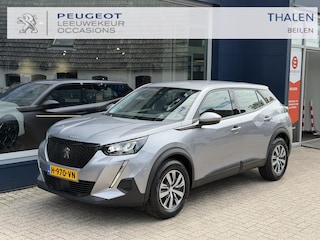 Peugeot 2008 1.2 Turbo 100 PK Active | Lage KM Stand: 24900 | Trekhaak 1250 KG | Navigatie | DAB Radio | Climate Control | Cruise control | Airco | LED Verlichting | Elektrisch Pakket | Parkeersensoren | Apple Carplay | Hoge Zitpositie |