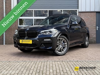BMW X3 xDrive30i M Sport Panodak Navi 19 inch Virtual Leer Camera HUD Trekhaak Display key