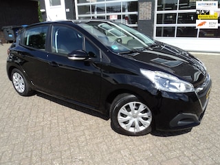 Peugeot 208 1.2 PureTech Blue Lion Cruise Navi Trekhaak