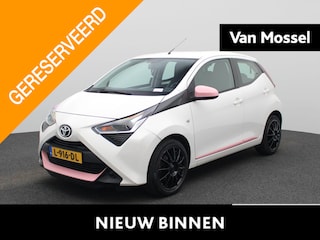 Toyota Aygo 1.0 VVT-i x-play | Automaat | Bluetooth | Camera |