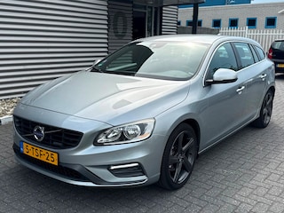 Volvo V60 1.6 T3 R-Design