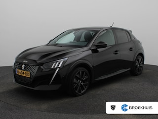 Peugeot 208 1.2 PureTech GT Pack Panormadak | Parkeersensoren Voor en Achter | Camera | 17" Lichtmetalen Velgen | Stoelverwarming | Apple Carplay/Android Auto
