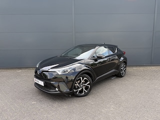 Toyota C-HR 1.8 Hybrid Business Intro (Trekhaak - Camera - Stoelverwarming - Keyless Entry - 18"incl 4S - Adaptieve Cruise Controle - Automatische Airco - Navigatie)