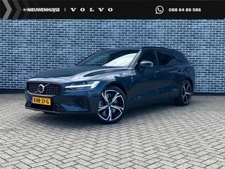 Volvo V60 2.0 T6 Plug-in hybrid AWD Ultra Dark | Google | Long Range | Schuif-/Kanteldak | Adaptieve Cruise Control | DAB | Head-Up Display | Camera | Stoelverwarming Voor + Achter | Harman Kardon Audio | Getint Glas | Zitverlenging | Elek. Stoelen | Memory | 19" LM