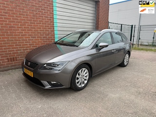 Seat Leon ST 1.6 TDI Ecomotive Lease Sport Bj:2015 NAP!