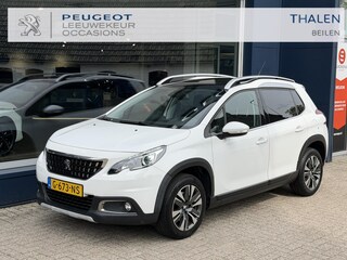 Peugeot 2008 1.2 Turbo 110 pk Allure | Navigatie | 6-bak | Achteruitrijcamera | LED-dagrijverlichting | Apple Carplay | Trekhaak | Hoge instap | 16 inch Licht-metalen Velgen | Climate Control | Cruise Control |