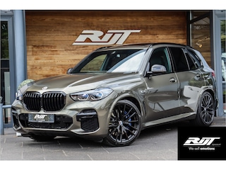 BMW X5 xDrive45e 50 Jahre NL Geleverd **Bowers Wilkins/4ws/Skylounge/Lucht/Alcantara/Carbon**