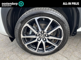 Toyota Yaris Cross 1.5 Hybrid GR Sport | All-in prijs | Automaat | Stoelverwarming | Stuurverwarming
