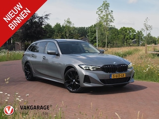 BMW 3-serie Touring 318i | Virtual Cockpit | Facelift Model | Apple Carplay | 19 Inch | NL-Auto |