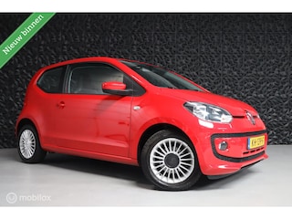 Volkswagen Up 1.0 high up! | Camera | AC | Stoelverwarming
