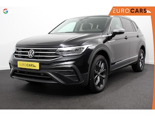Volkswagen Tiguan 1.5 TSI 150pk DSG Move 7p. Navigatie Apple Carplay/Android Auto Wireless Trekhaak Parkeersensoren Camera Adaptieve Cruise Control Stoel-en stuurverwarming Climate Control