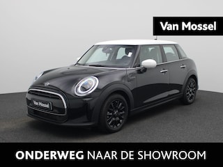 Mini Cooper 5-Deurs 1.5 Business Edition | APPLE CARPLAY - ANDROID AUTO | NAVIGATIE | PARKEERSENSOREN | SFEERVERLICHTING | CLIMATE CONTROL | CRUISE CONTROL |