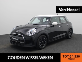 Mini Cooper 5-Deurs 1.5 Business Edition | APPLE CARPLAY - ANDROID AUTO | NAVIGATIE | PARKEERSENSOREN | SFEERVERLICHTING | CLIMATE CONTROL | CRUISE CONTROL |