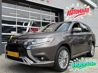 Mitsubishi Outlander 2.4 PHEV Intense+ Automaat / Apple CarPlay I Navigatie I Airco I Comfort pakket I Dealer onderhouden