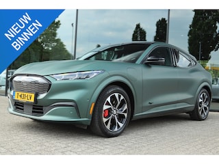 Ford Mustang Mach-E EXTENDED PREMIUM AWD 98 KWH ORIG. NL NAP 1E EIG. | CARPLAY | CAMERA | B&O | WINTERPACK | LEDER