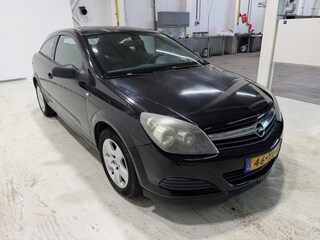 Opel Astra GTC 1.4 Edition
