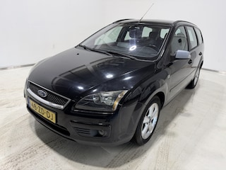 Ford Focus Wagon 1.6-16V Titanium