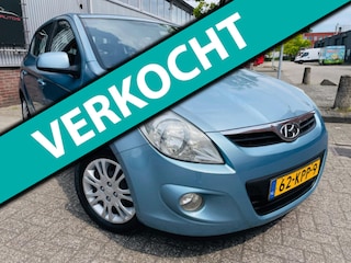 Hyundai i20 1.4i Dynamic Version 5 deurs Airco
