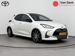 Toyota Yaris 1.5 Hybrid 130 GR SPORT | Panoramadak | Apple Carplay / Android Auto | Dodehoek detectie | JBL | Stoel-/stuurverwarming | Parkeersensoren voor/achter | 18 inch