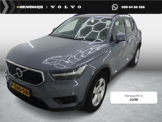 Volvo XC40 1.5 T2 Momentum Core | Parkeersensoren voor en achter | parkeercamera | Cruise control | Navigatie | Roofrails | Climate control | Regensensor |