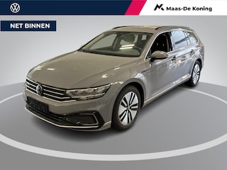 Volkswagen Passat Variant 1.4 TSI 218pk DSG PHEV GTE Business · Camera · Apple/Android Car Play · Navigatie · P-Sensoren · Stoelverwarming · 17'' Inch ·