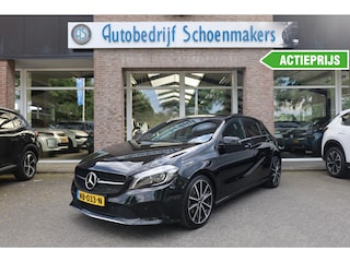 Mercedes-Benz A-klasse 180 Lease Edition Plus PANO STOELVERW. HALF-LEER CAMERA NL-AUTO ZWARTE-HEMEL NAVI CRUISE CLIMA KEYLESS-START 2XPDC 18''LMV