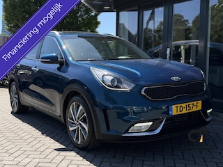 Kia Niro 1.6 GDi Design|PANO|CARPLAY|TREKHAAK|CAMERA|