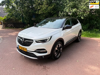 Opel Grandland X 1.6 Turbo Ultimate / Navi / Pano / Automaat/ Xenon / PDC / Nap
