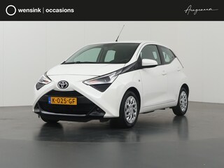 Toyota Aygo 1.0 VVT-i x-play | Airco | Apple Carplay/Android Auto | Parkeercamera | Bluetooth |