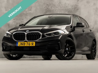 BMW 116i High Executive Automaat (APPLE CARPLAY, NAVIGATIE, CLIMATE, PARKEERSENSOREN, SPORTSTOELEN, CRUISE, NIEUWE APK, NIEUWSTAAT)
