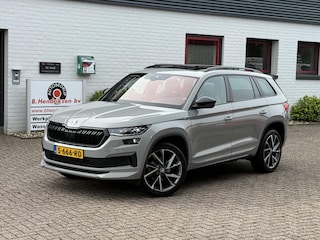 Skoda Kodiaq 1.5 TSI ACT 150pk Sportline Business/ Panoramadak/ Trekhaak/ 20 Inch velgen/ Travel pakket/ Navi pakket/ Assistentie pakket/ Functie pakket/ NAP