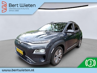 Hyundai Kona EV Limited 64 kWh | Luxe uitvoering | Adaptieve Cruise | Stoel v