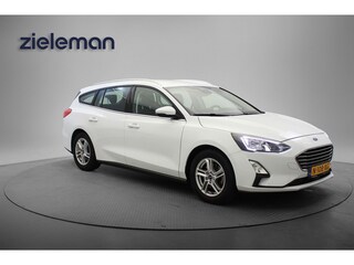Ford Focus 1.5 EcoBoost Titanium X Business - Carplay, Camera, Cruise