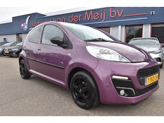 Peugeot 107 1.0 Envy , AIRCO , RCD MP3 , BL TOOTH , LMV14 , MISTL V , A KLEP SPOILER ,
