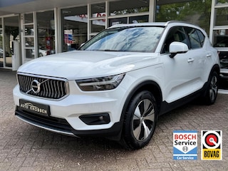 Volvo XC40 1.5 T5 Twin Engine Momentum Pro