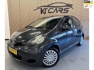 Toyota Aygo 1.0-12V Comfort | Airco | APK | EL Ramen | Radio met aux | NAP |