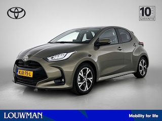 Toyota Yaris 1.5 Hybrid 115 First Edition + | Stoel en stuurverwarming | Dealeronderhouden |