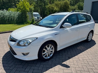 Hyundai i30 CW 1.6 CRDi i-Motion/CLIMA/CRUISE/TREKHAAK AFNEEMBAAR/PARKEERSENSOR