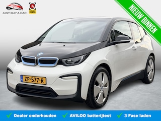 BMW i3 Basis 120Ah 42 kWh SOH 85,1% / Warmtepomp / Comfort-Pakket / 3 Fase / Stoelverwarming / Dealeronderhouden / 2x Laadkabel / Cruise Control / Navigatie Pakket /