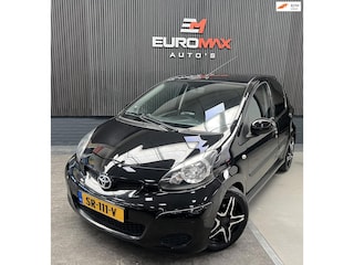 Toyota Aygo 1.0-12V - Airco - Navi - Parkeersensor - Rijklaar