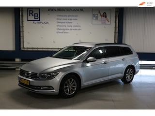 Volkswagen Passat Variant 1.4 TSI ACT Highline / NIEUW MODEL / TOP AUTO ! ! !