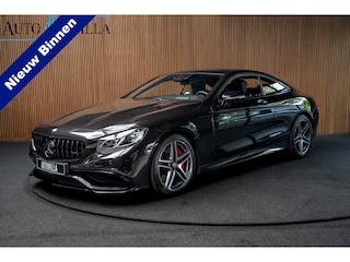 Mercedes-Benz S-klasse Coupé AMG 63 4Matic Panorama Nightvision HUD Burmester MB Parfum Stoelventilatie Niveauregeling Softclose 20'' LM velgen Distronic 360 Camera Keyless Navi Leer PTS Massagestoelen Memory seats Elektr. verstelbare stuur Elektr. achterklep