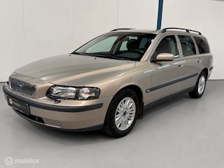 Volvo V70 2.4 Comfort Line 2E EIGENAAR / 105.000KM