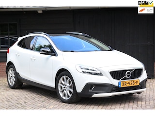 Volvo V40 1.5 T3 Polar+ Luxury Panorama/Camera/Leer/Parkeersensor v,a/Trekhaak