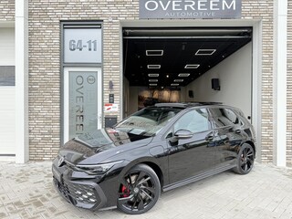 Volkswagen Golf 1.5 eHybrid 272PK DSG GTE "Black Style" | Pano | HUD | 360 Camera | Adapt. Cruise | Mistlampen |