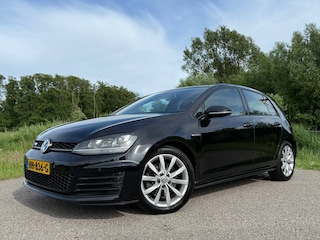 Volkswagen Golf 2.0 TDI GTD 184 PK | 1e Eigenaar | Clima | 17" Velgen | Stoelverwarming | 6 Versnellingen | PDC | Cruise | LED |
