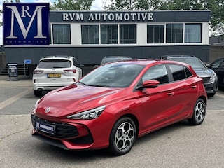 MG 3 Hybrid+ 1.5 Hybrid+ Luxury 7 JAAR MG FABRIEKS GARANTIE TM 02-2032 | STOEL + STUURVERWARMING | 360 CAMERA | ADAP. CRUISE | DODE HOEK | KEYLESS | APPLE CARPLAY |