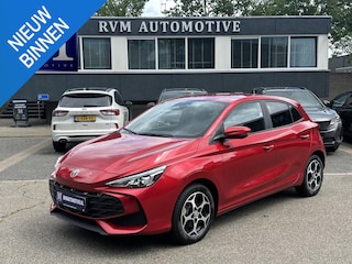 MG 3 Hybrid+ 1.5 Hybrid+ Luxury 7 JAAR MG FABRIEKS GARANTIE TM 02-2032 | STOEL + STUURVERWARMING | 360 CAMERA | ADAP. CRUISE | DODE HOEK | KEYLESS | APPLE CARPLAY |